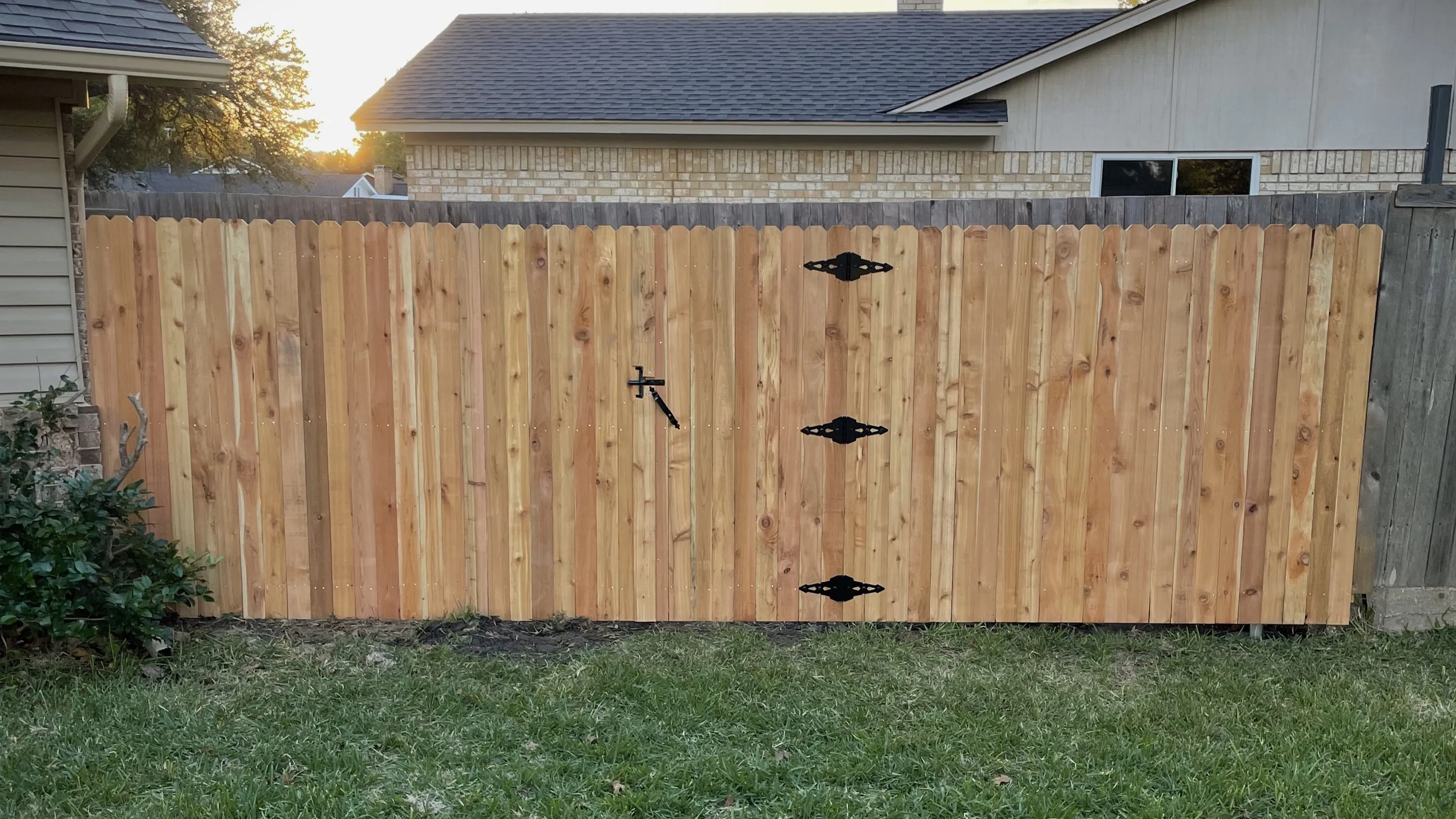 A fence constructed by Sierra's Tree Services
